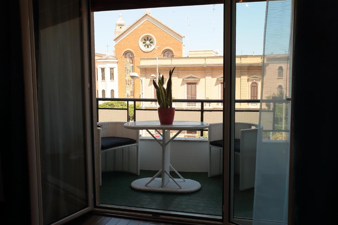 L.T. Savoia Palace & Cavour C.L. Hotel Bari Buitenkant foto